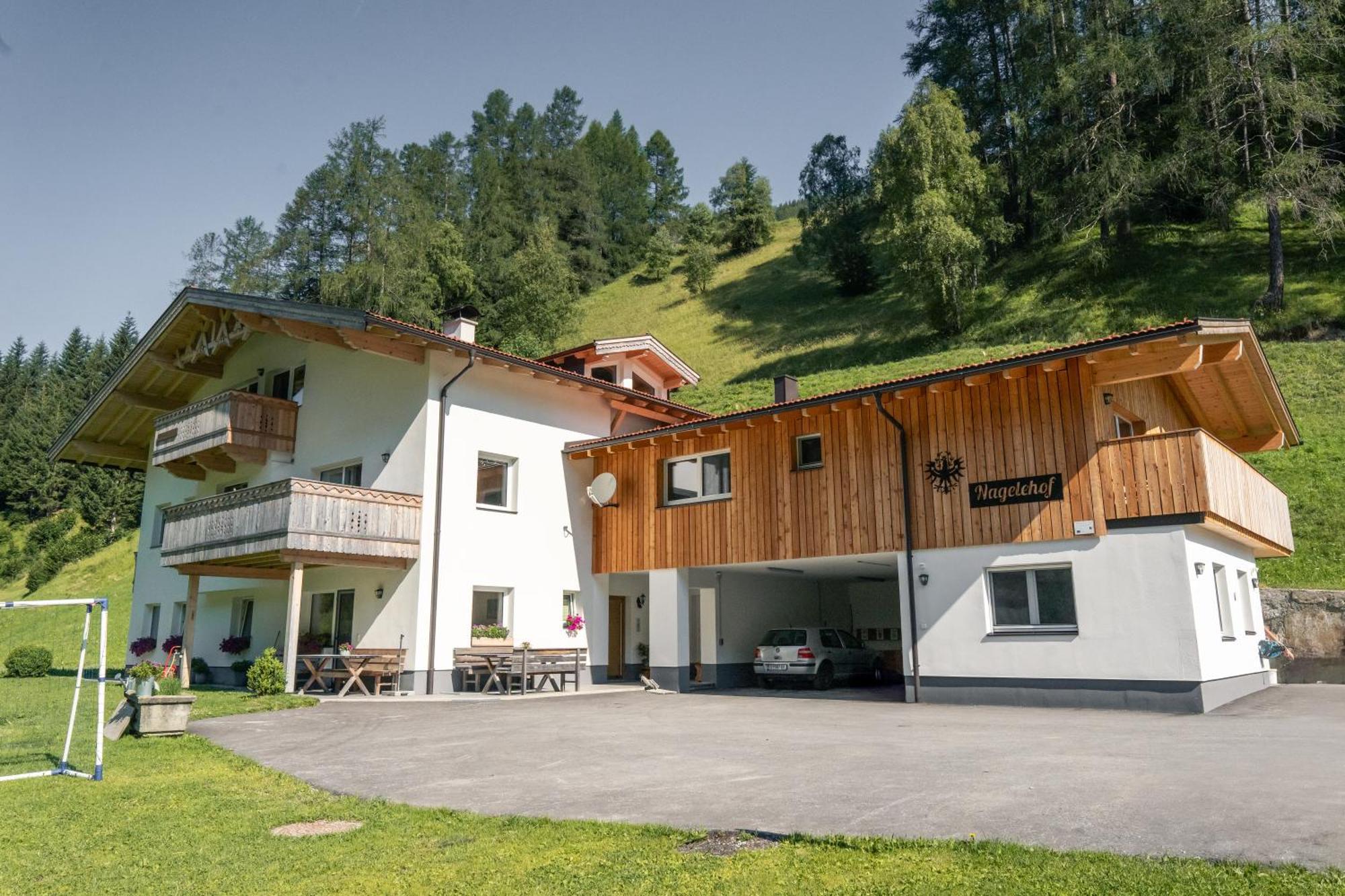 Nagelehof Apartment Blaser Navis Exteriör bild